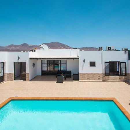 Villa Pancho Playa Blanca  Extérieur photo
