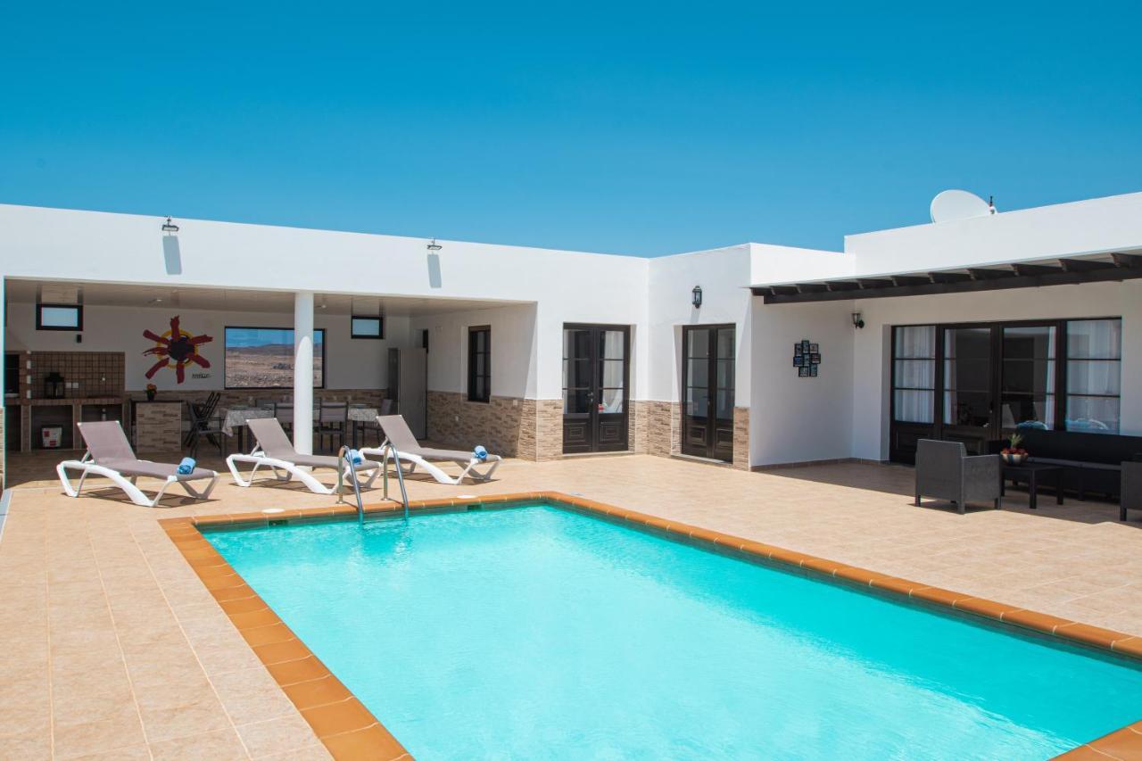Villa Pancho Playa Blanca  Extérieur photo